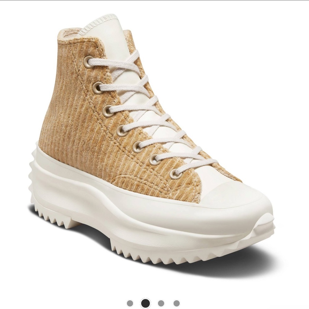 Converse Run Star Hike Cozy Utility Sneakers in Desert Sand